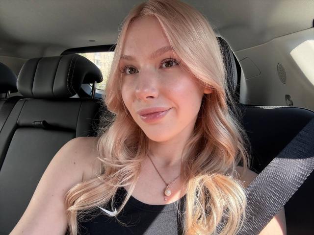 LaurindaLupacchino - Sexe cam en vivo - 30080120
