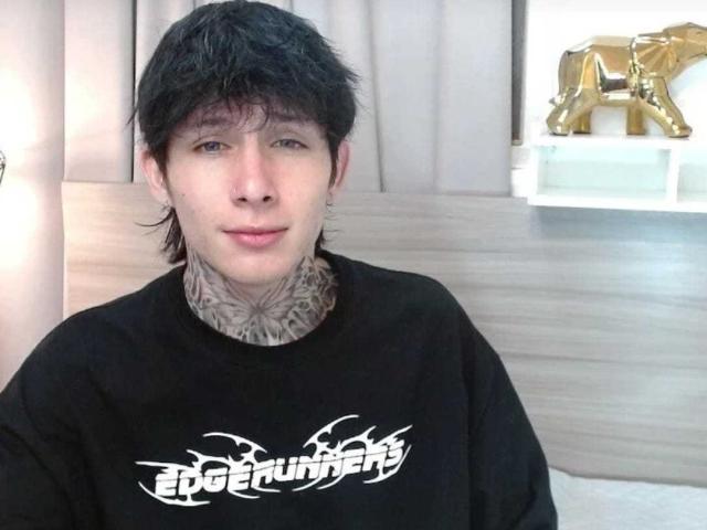 AkiraTattoo - Live porn &amp; sex cam - 30083963