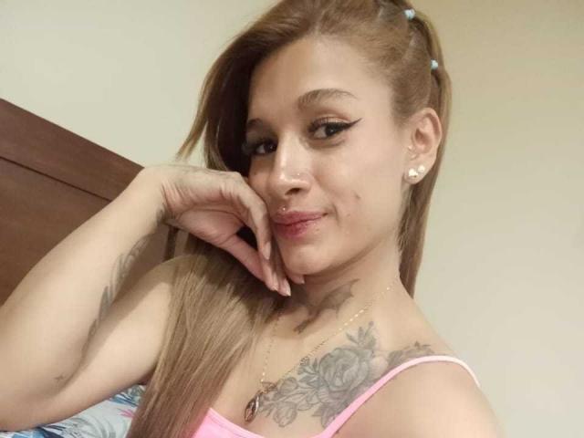 LiahValencia - Live porn &amp; sex cam - 30085853