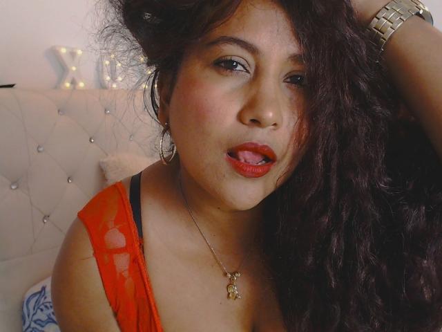 YiyaHot69 - Live porn &amp; sex cam - 30086231