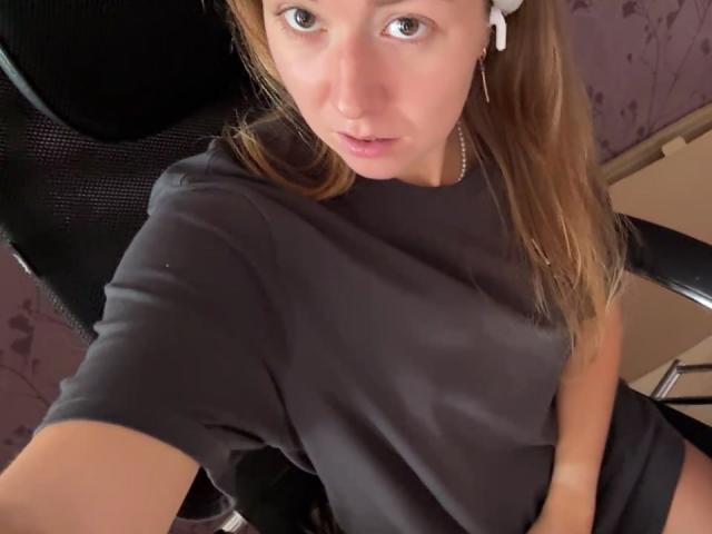 ArdeliaAmesbury - Sexe cam en vivo - 30091847