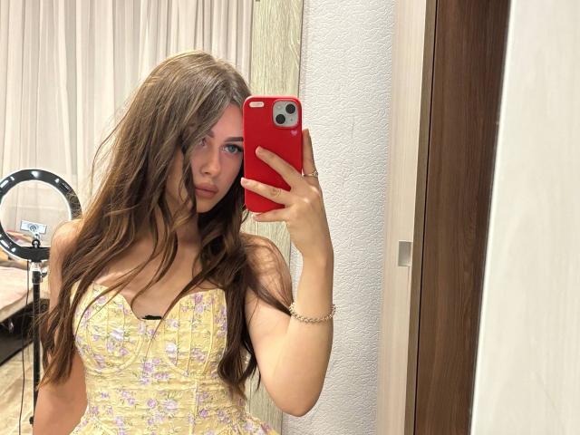 KimberlyZampieri - Live Sex Cam - 30100022