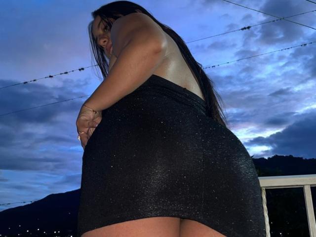 RosalieDupont - Live sex cam - 30101237