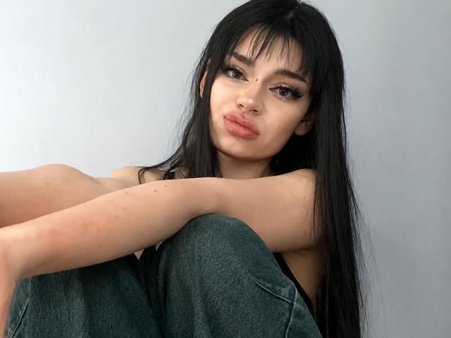 YettaGlumac - Live sex cam - 30104150