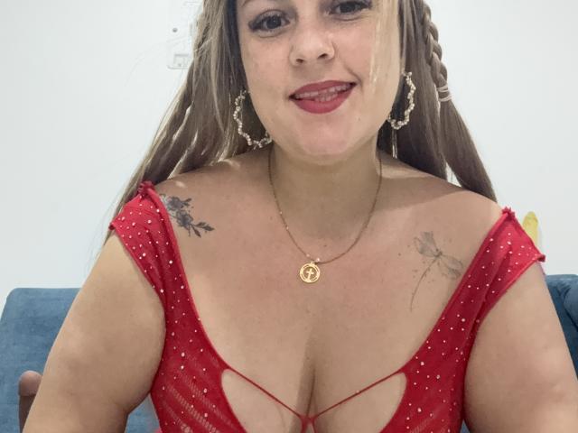 SamanthaGold - сексуальная веб-камера в реальном времени - 30105299