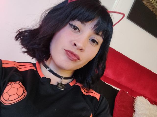 IssisDiosa - Live Sex Cam - 30111947