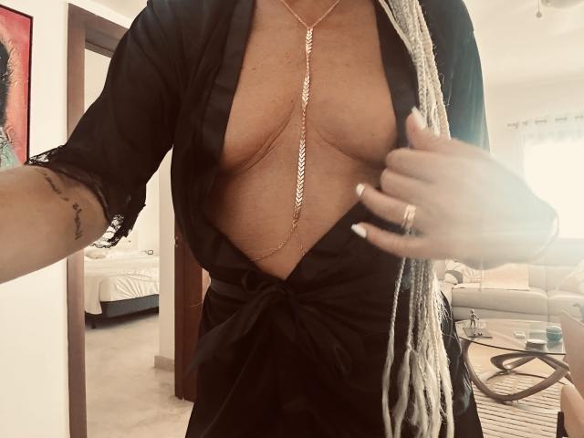 BlackAngeel - Live porn &amp; sex cam - 30113684
