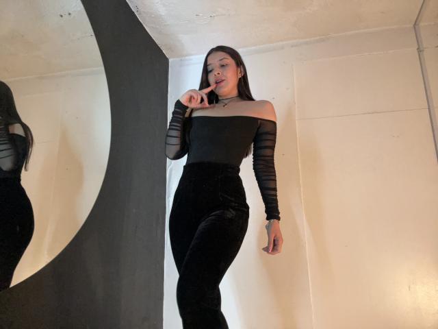 EmmaLombardi - Live sexe cam - 30117494