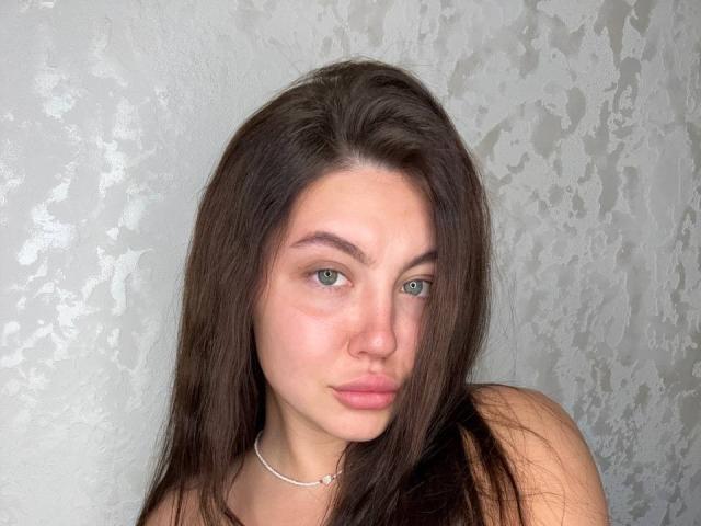 InesGueningsman - Élő pornó és szexkamera - 30121442