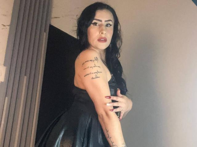 DemiMistral - Live sex cam - 30122375