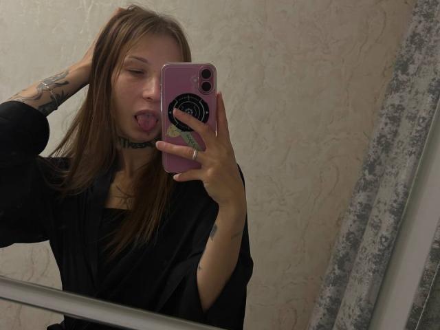 JaPorada - Élő pornó és szexkamera - 30127136