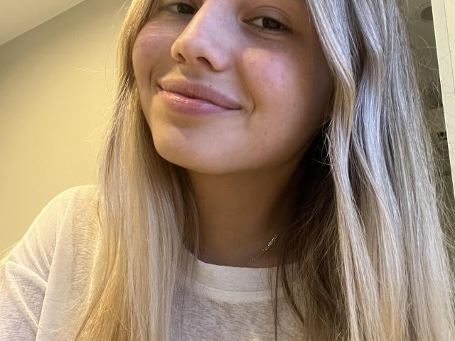 HermineMclaird - Live porn &amp; sex cam - 30128651