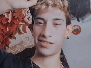 Sexy nude photo of AliandErick