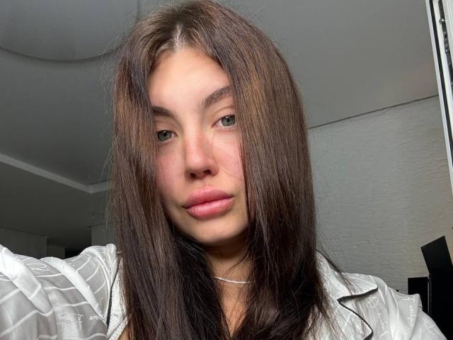 InesGueningsman - Live porn &amp; sex cam - 30130250