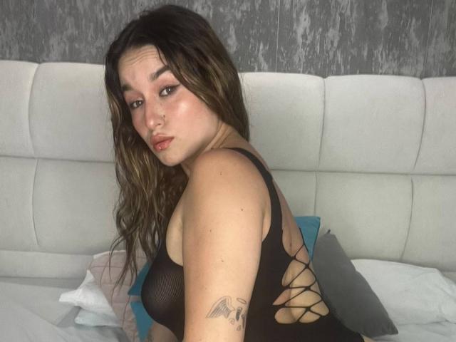 MilaGonz - Sexe cam en vivo - 30131417