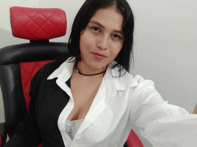 ValentinaMoreau - Live sex cam - 30132155