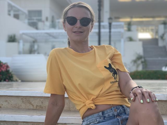 BelleLisaG - Live Sex Cam - 30133739