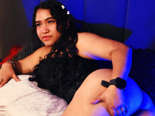 JoyceHill - Live porn &amp; sex cam - 30141377