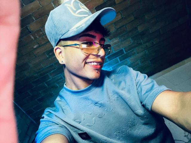 KermyBerty - Camera khiêu dâm &amp; quyến rũ trực tiếp - 30143228