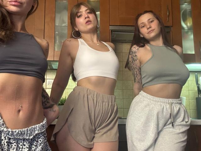 HotCaramelsTrio - Live sex cam - 30144206