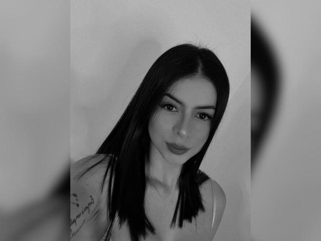 IsabellaJames - сексуальная веб-камера в реальном времени - 30145439