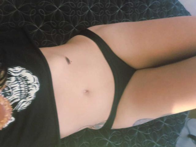 ZarayFeet - Live porn &amp; sex cam - 30148868