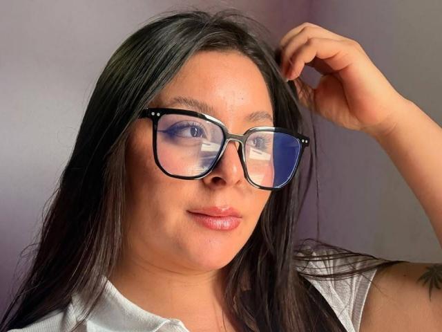 EmaJames - Live Sex Cam - 30149276