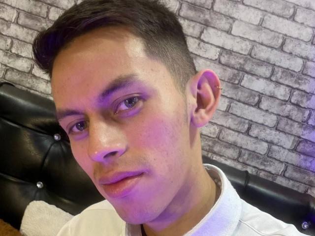 AnderCooper - Live porn &amp; sex cam - 30150443