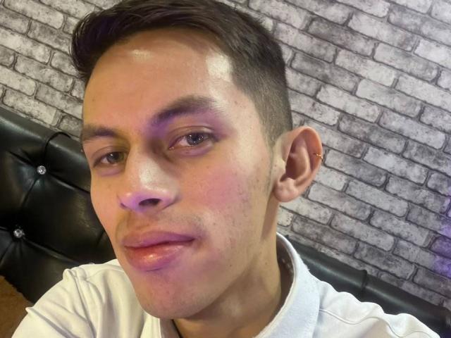 AnderCooper - Live porn &amp; sex cam - 30150455