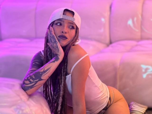 LucyDollyHot - Live sexe cam - 30151487