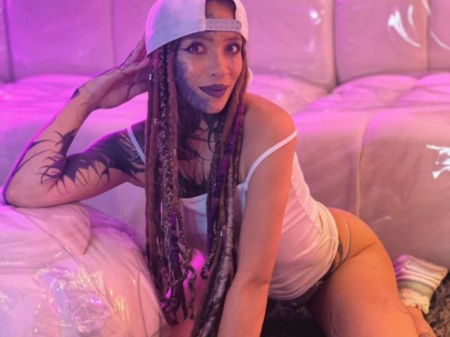 LucyDollyHot - Live porn &amp; sex cam - 30151496
