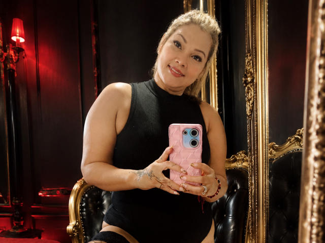 ViancaCastellanos - Live sex cam - 30152192