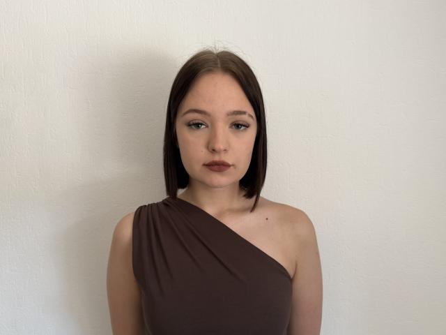 JestineBaumann - Live sex cam - 30153737