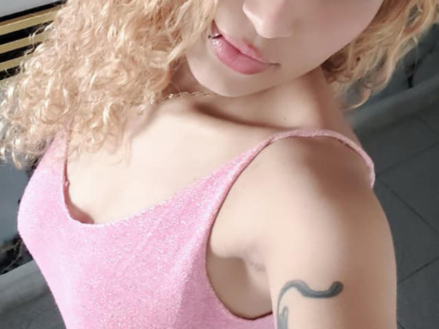 NaomyeLm - Live porn &amp; sex cam - 30154481