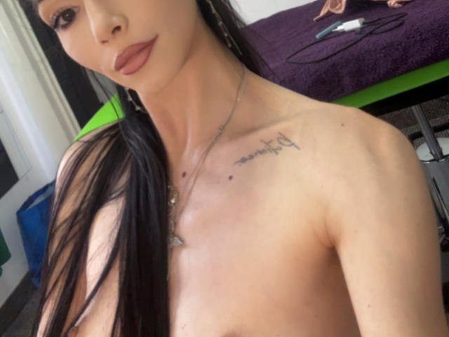 SinReea - Sexe cam en vivo - 30165740