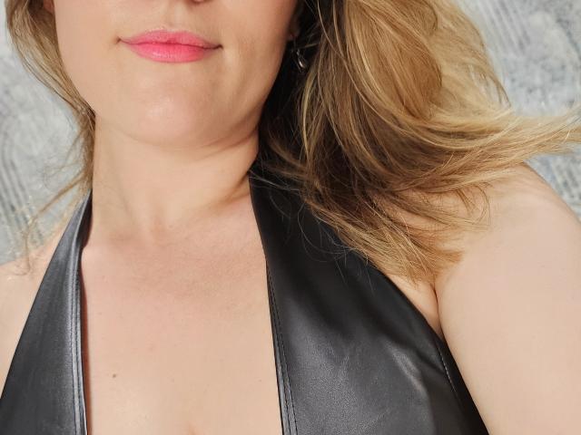 JanetJamesonn - Live porn &amp; sex cam - 30169754