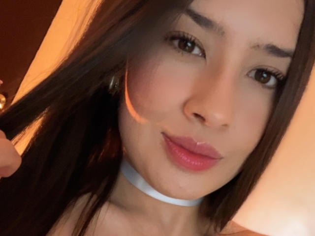 EmmaLombardi - Sexe cam en vivo - 30175739