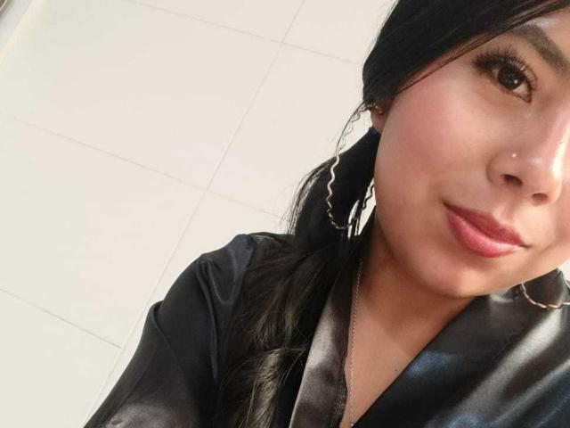 CataMoreno - Live sex cam - 30176390