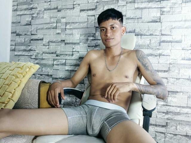 CristianDosSantos - Live porn &amp; sex cam - 30179456