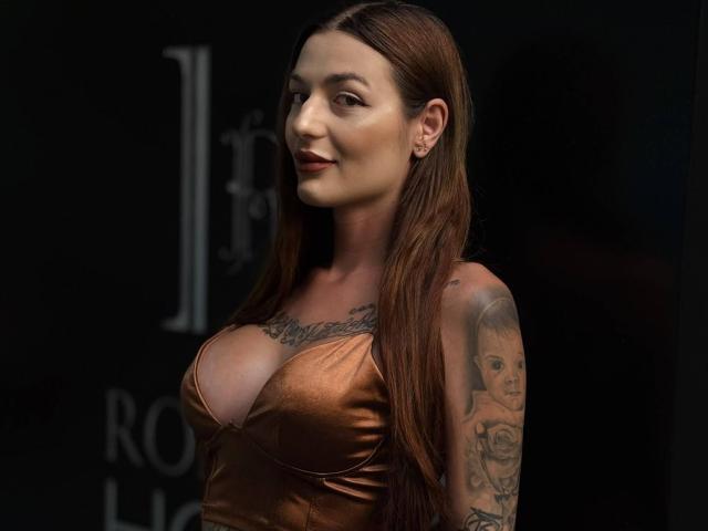 ArianaTattoos - Sexe cam en vivo - 30182456