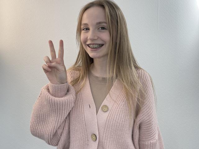 RubyAverill - Live porn &amp; sex cam - 30183767