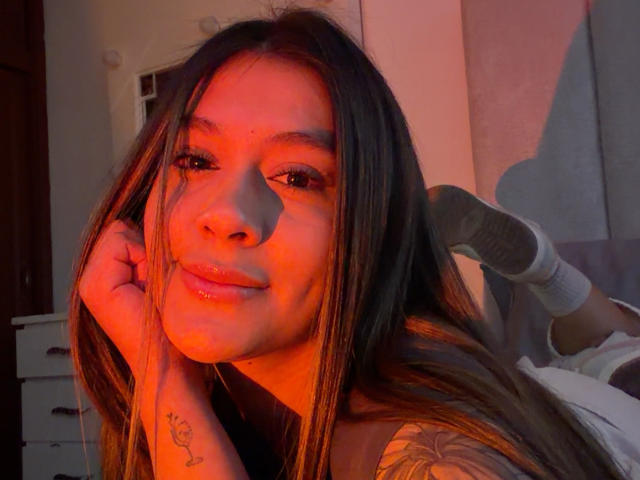 ThaliaAres - Sexe cam en vivo - 30184070