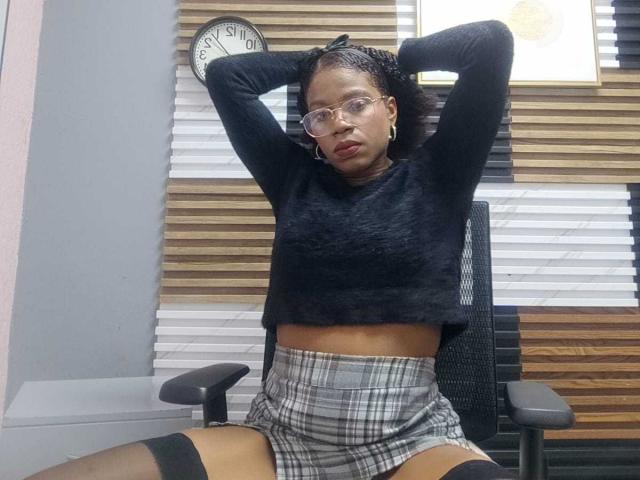 SarahiPusey - Live porn &amp; sex cam - 30190673