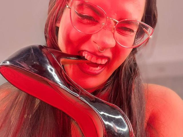 LilithRussoo - Sexe cam en vivo - 30191609