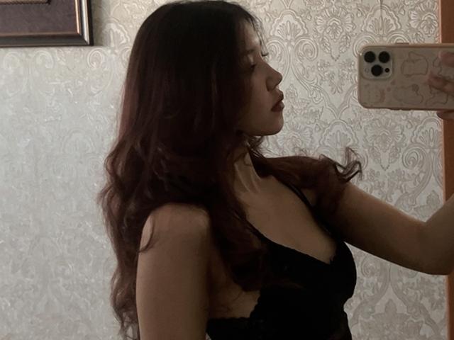 ElbaHuppenbauer - Live Sex Cam - 30192998