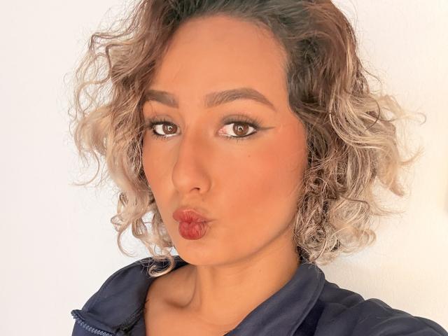 ElenaSaenz - Live porn &amp; sex cam - 30194639