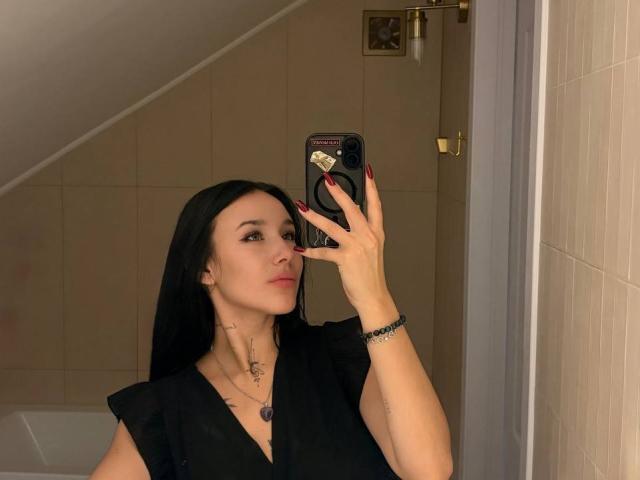 NikkiGoldX - Sexe cam en vivo - 30196979