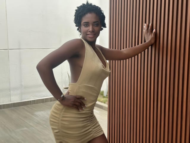 TiaraAlamo - Live sexe cam - 30197225