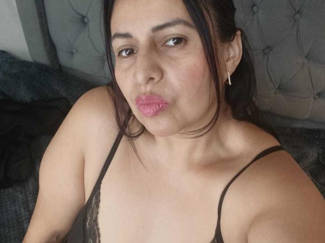 IvonnaLune - Sexe cam en vivo - 30200552
