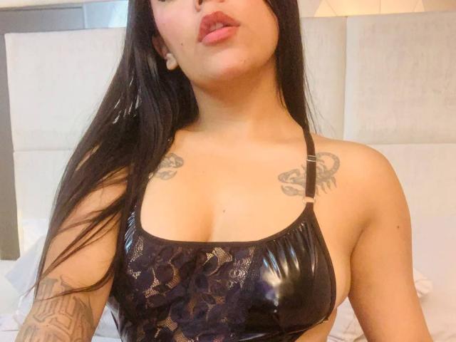 CatalinaReiyna - Live porn &amp; sex cam - 30202340